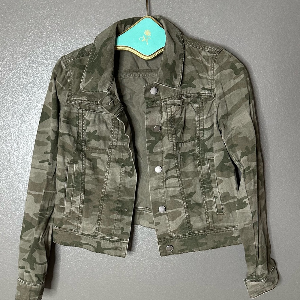 LOFT Camouflage Jacket